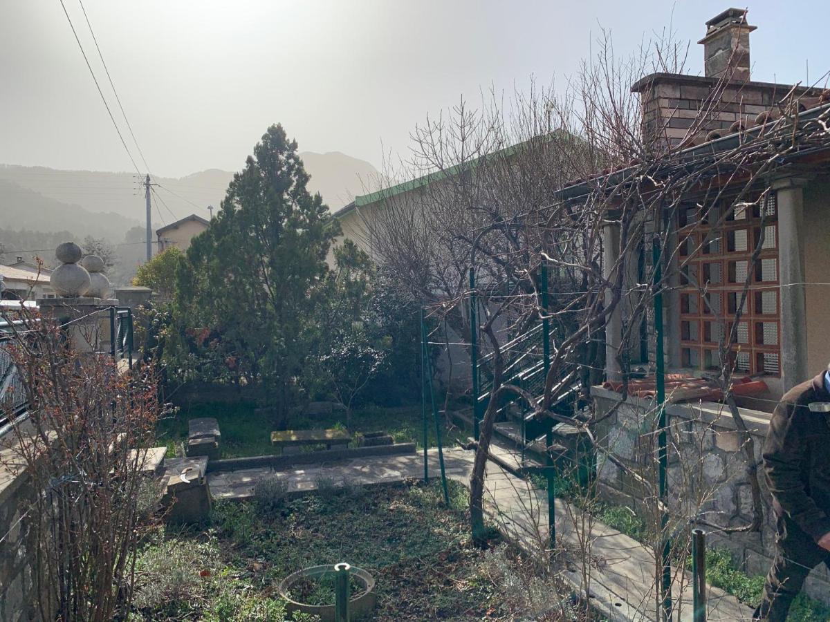 Villa Helena Digne-les-Bains Exterior foto